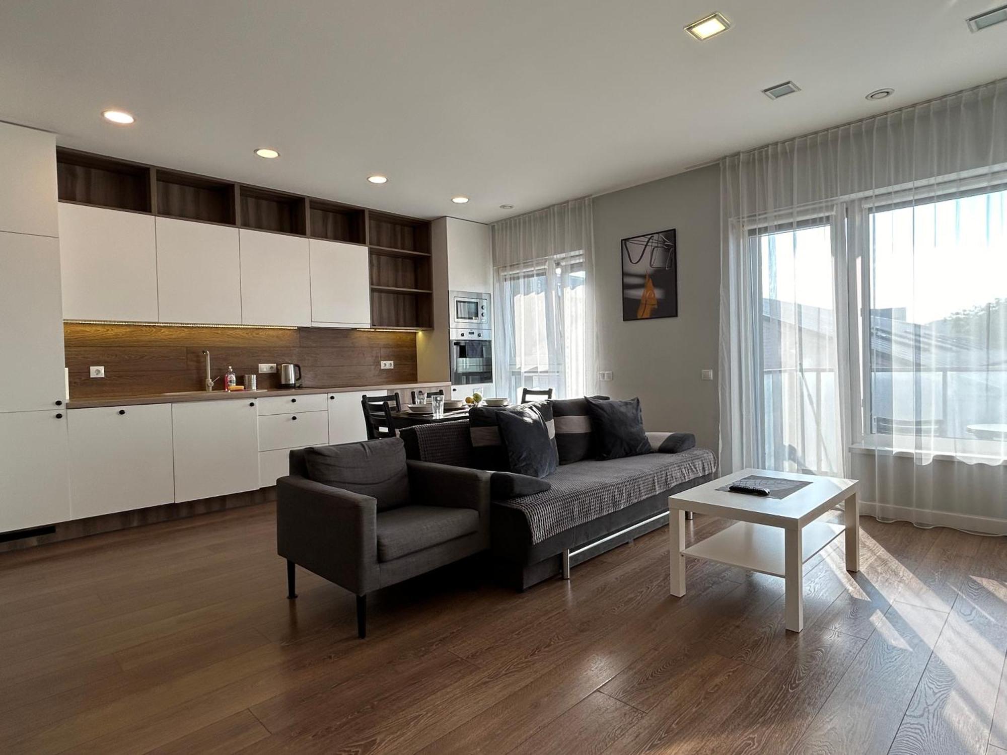 Your Home - Spacious Apartment In City Center, With Balcony & Self Check-In Vilnius Bagian luar foto